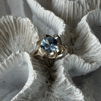 925 Sterling Silver Blue Cz Flower Ring Size 7