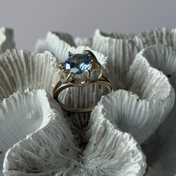 925 Sterling Silver Blue Cz Flower Ring Size 7