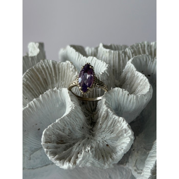 Beautiful Vintage 925 Sterling Silver Amethyst Ring Size 7