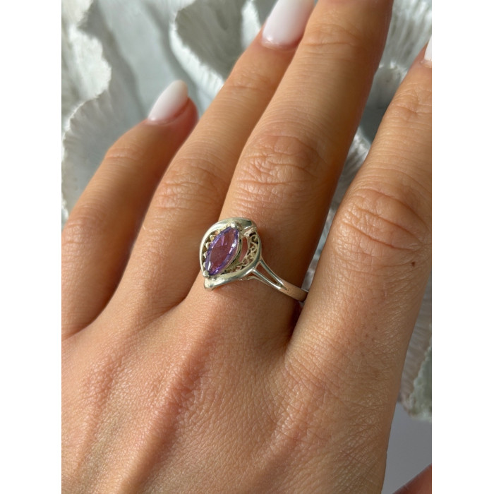 Avon 925 Sterling Silver Amethyst Ring Size 10