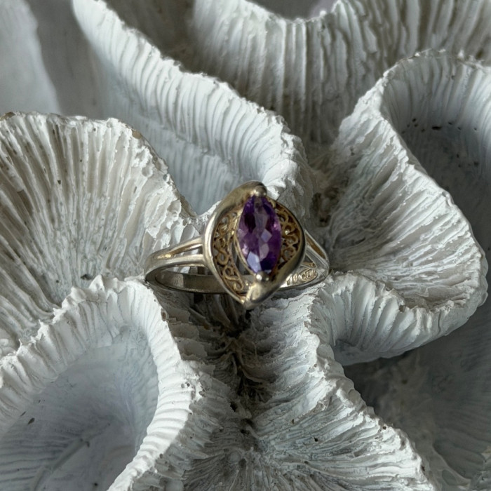 Avon 925 Sterling Silver Amethyst Ring Size 10