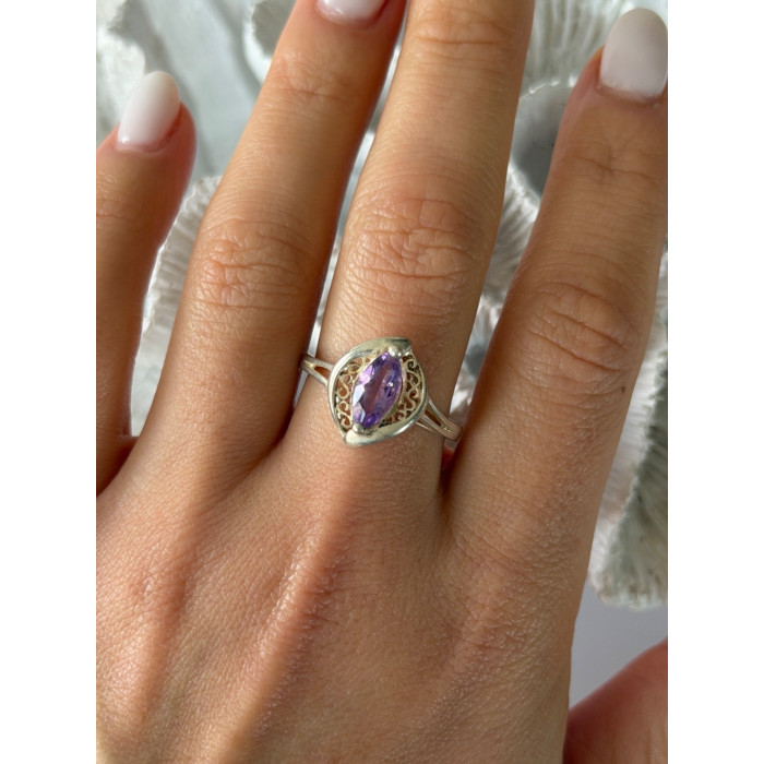 Avon 925 Sterling Silver Amethyst Ring Size 10