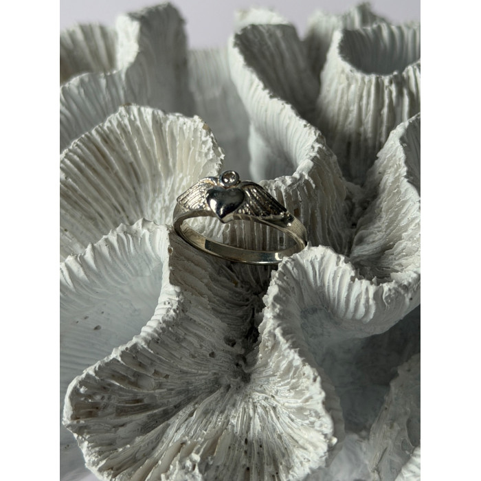 925 Sterling Silver Heart Wings Colorless Topaz Ring Size 9