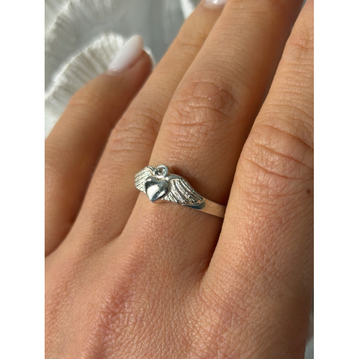 925 Sterling Silver Heart Wings Colorless Topaz Ring Size 9
