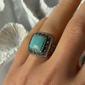 Vintage 925 Sterling Silver Turquoise & Marcasite Ring Size 6