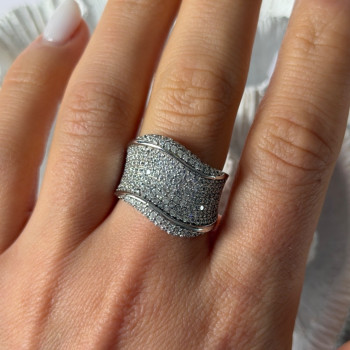 Elegant Design 925 Sterling Silver Cz Ring Size 8