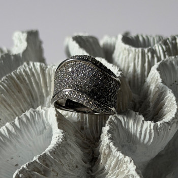 Elegant Design 925 Sterling Silver Cz Ring Size 8