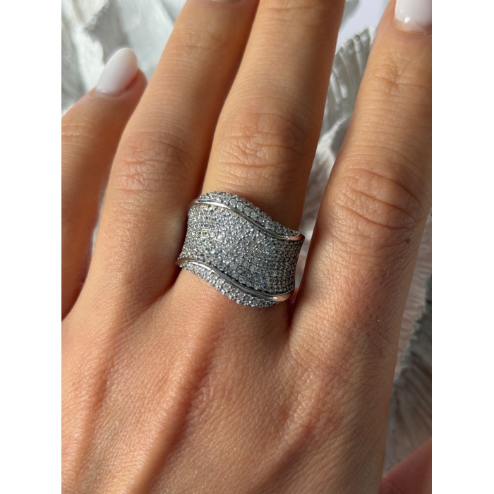 Elegant Design 925 Sterling Silver Cz Ring Size 8