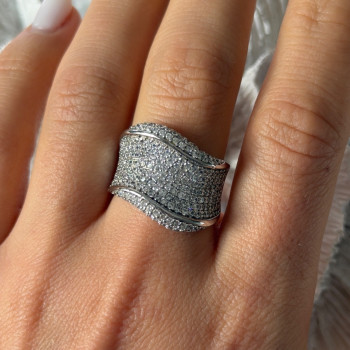Elegant Design 925 Sterling Silver Cz Ring Size 8