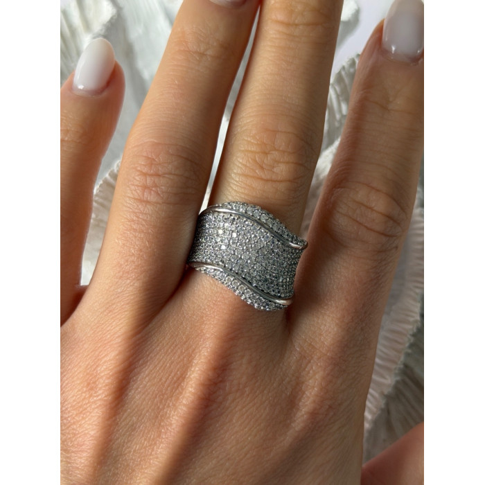 Elegant Design 925 Sterling Silver Cz Ring Size 8