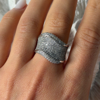 Elegant Design 925 Sterling Silver Cz Ring Size 8