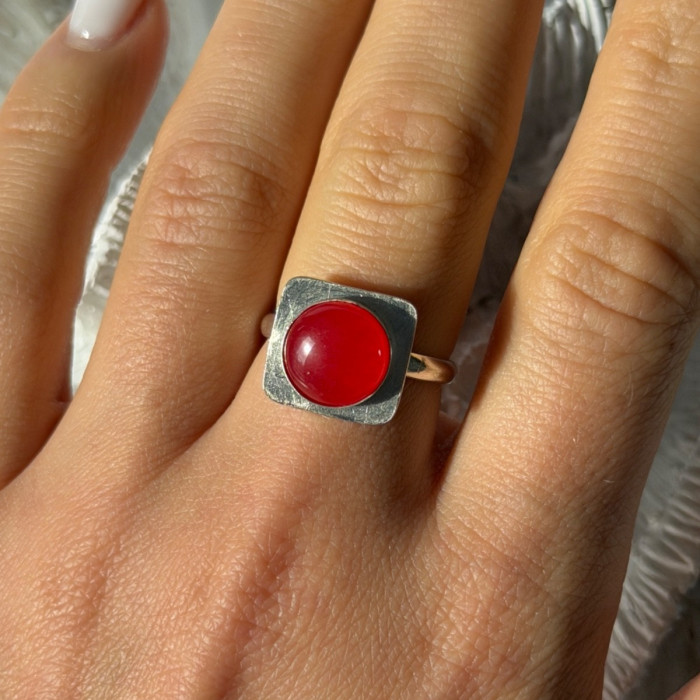 Vintage 925 Sterling Silver Red Coral Ring Size 8