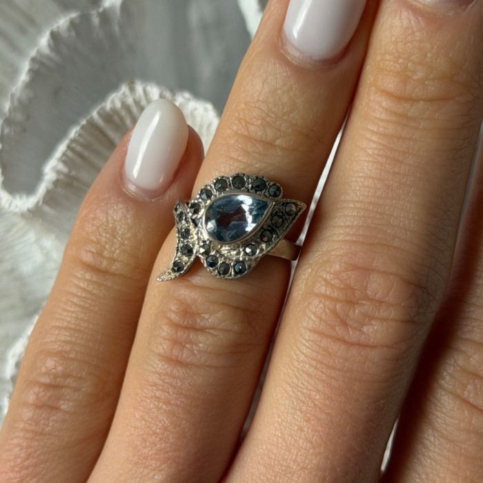 925 Sterling Silver Blue Topaz & Marcasite Ring Size 4