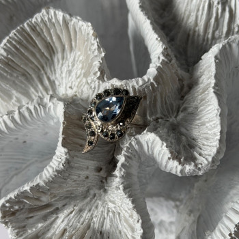 925 Sterling Silver Blue Topaz & Marcasite Ring Size 4
