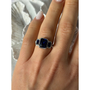 Beautiful 925 Sterling Silver Sapphire Ring Size 7