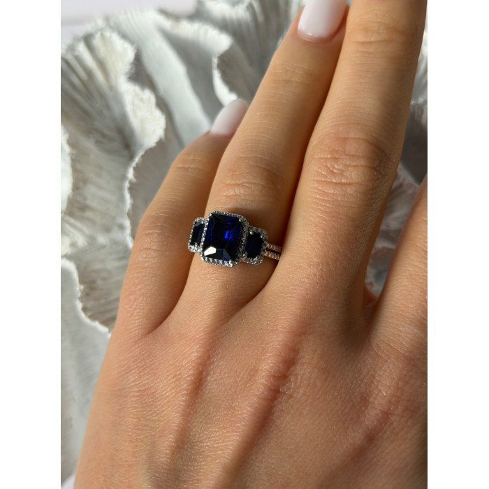 Beautiful 925 Sterling Silver Sapphire Ring Size 7