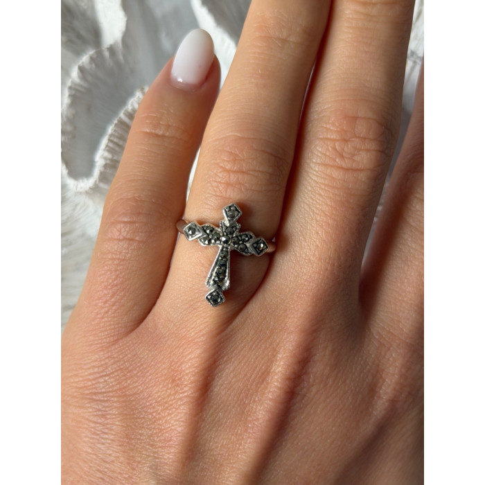 925 Sterling Silver Cross Marcasite Ring Size 7