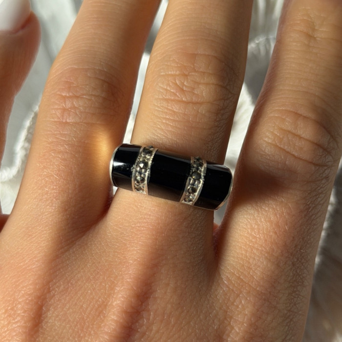 Vintage 925 Sterling Silver Onyx & Marcasite Ring Size 8.5