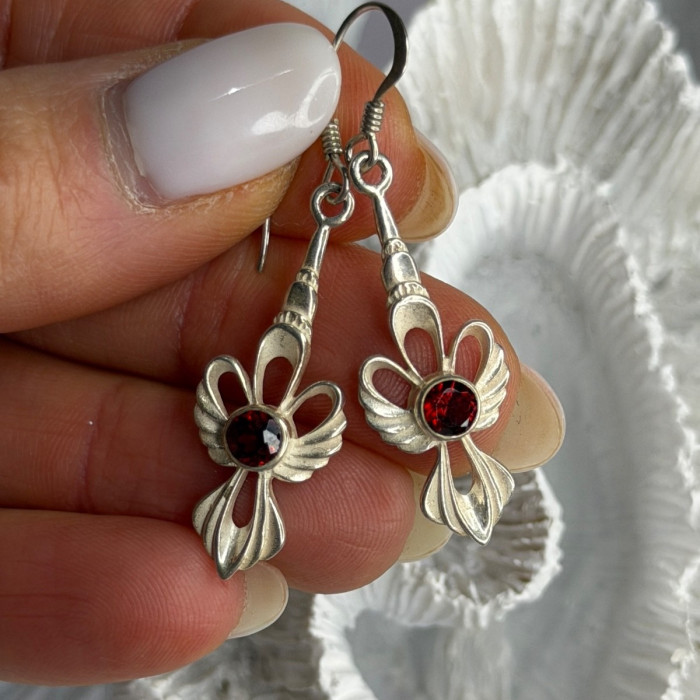 925 Sterling Silver Garnet Dangle Earrings