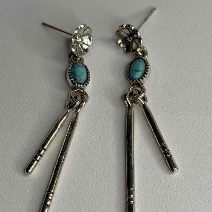 Vintage 925 Sterling Silver Turquoise Earrings