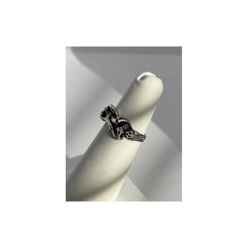 925 Sterling Silver Ring Size 4