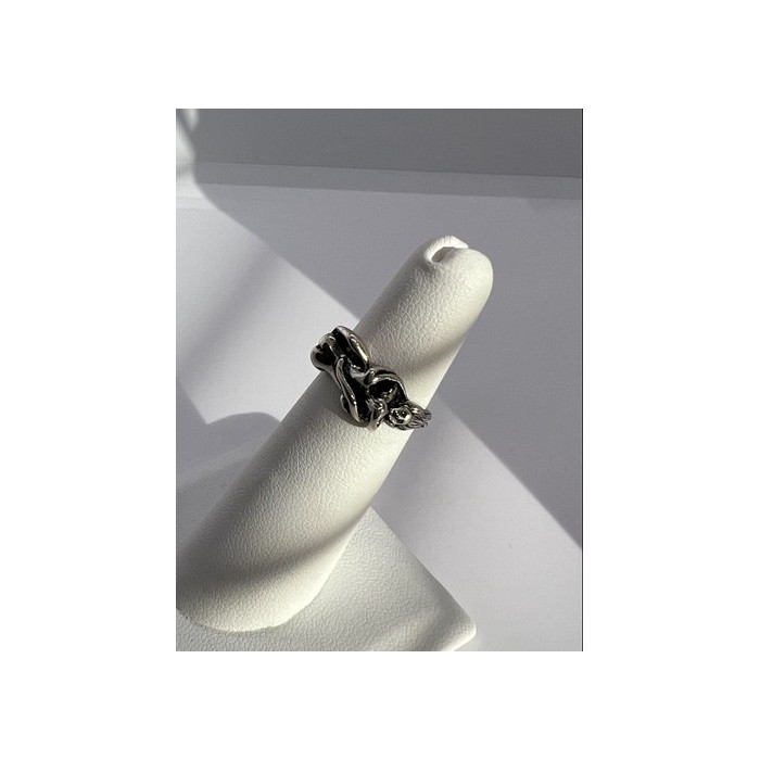 925 Sterling Silver Ring Size 4