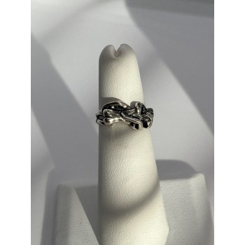 925 Sterling Silver Ring Size 4