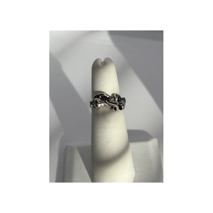 925 Sterling Silver Ring Size 4