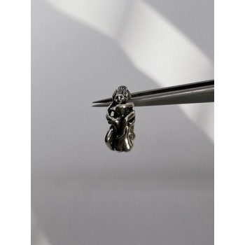 925 Sterling Silver Ring Size 4