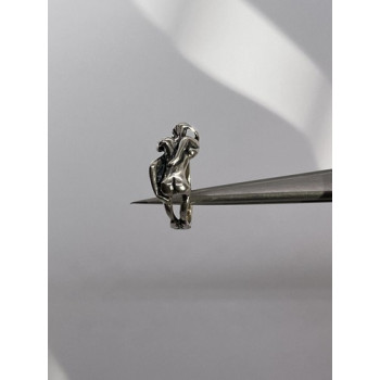 925 Sterling Silver Ring Size 4