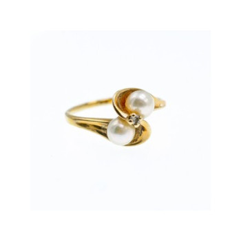 10K YELLOW GOLD PEARLS & DIAMOND RING SIZE 6.75