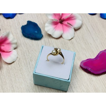 10K YELLOW GOLD PEARLS & DIAMOND RING SIZE 6.75