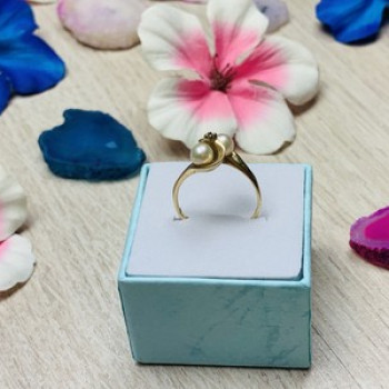 10K Yellow Gold Pearls & Diamond Ring Size 6.75