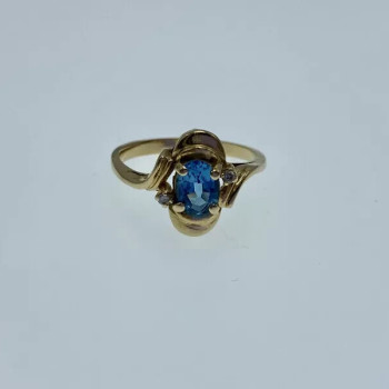14K Yellow Gold Topaz & Diamonds Ring Size 7.25