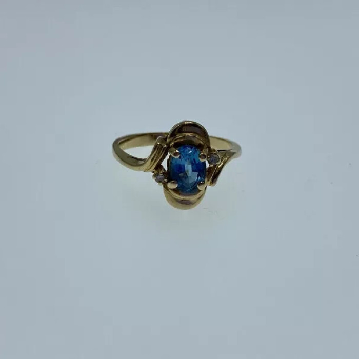 14K Yellow Gold Topaz & Diamonds Ring Size 7.25
