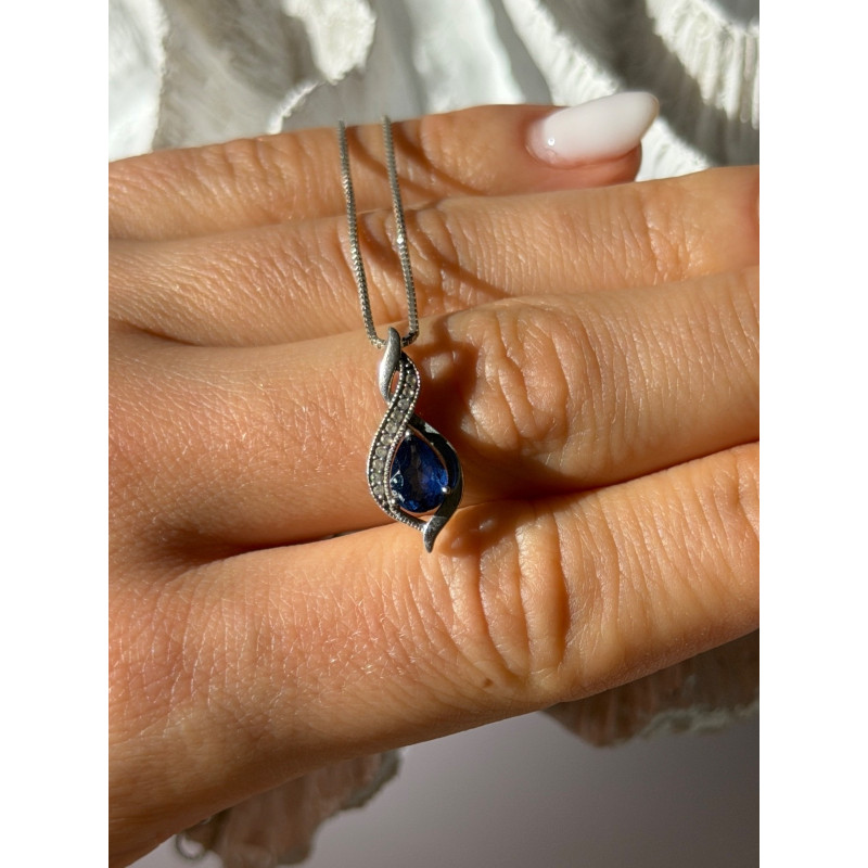 925 Sterling Silver Blue Sapphire & Quartz Necklace Length 16 in