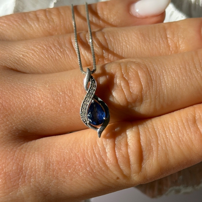 925 Sterling Silver Blue Sapphire & Quartz Necklace Length 16 in
