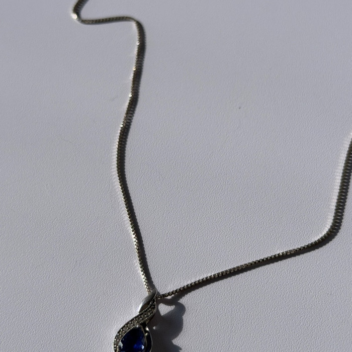 925 Sterling Silver Blue Sapphire & Quartz Necklace Length 16 in