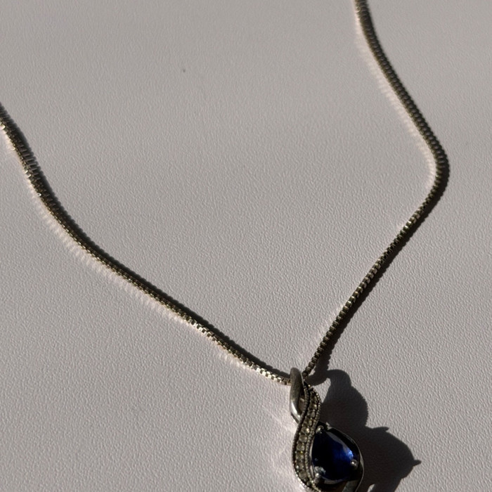 925 Sterling Silver Blue Sapphire & Quartz Necklace Length 16 in