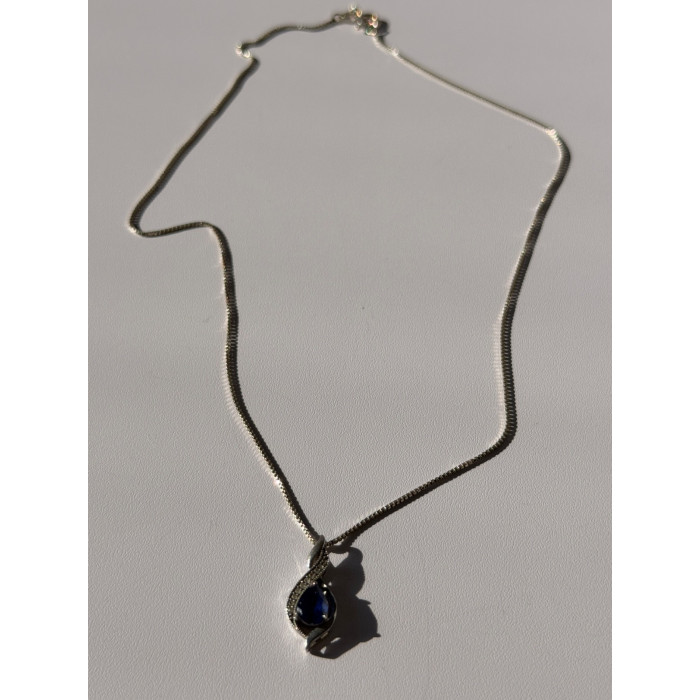 925 Sterling Silver Blue Sapphire & Quartz Necklace Length 16 in