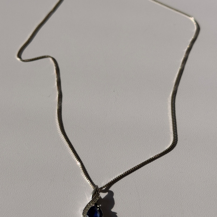 925 Sterling Silver Blue Sapphire & Quartz Necklace Length 16 in