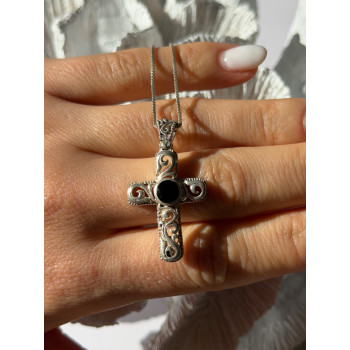 Vintage 925 Sterling Silver Black Onyx Cross Necklace Length 18 in