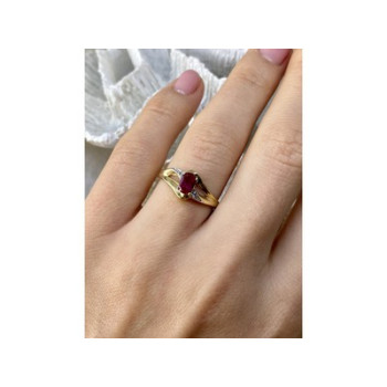 10K YELLOW GOLD RUBY & DIAMONDS RING SIZE 7