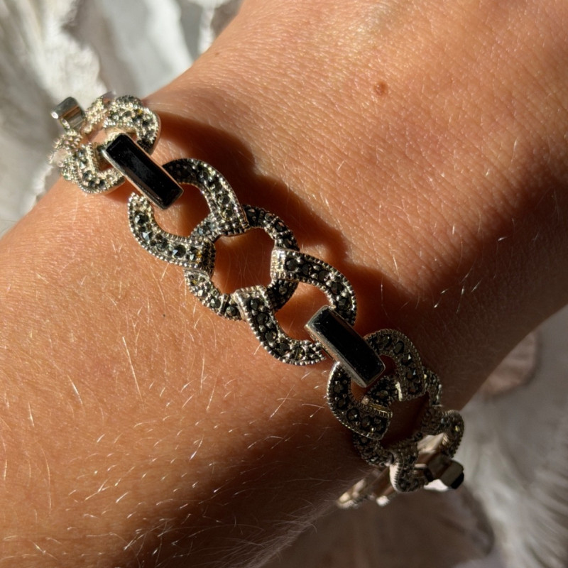 Vintage 925 Sterling Silver Onyx & Marcasite Bracelet