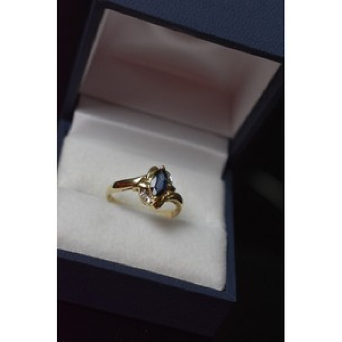 10K Yellow Gold Blue Topaz & Diamonds Ring Size 8