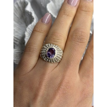 Elegant Design 925 Sterling Silver Amethyst Ring Size 6