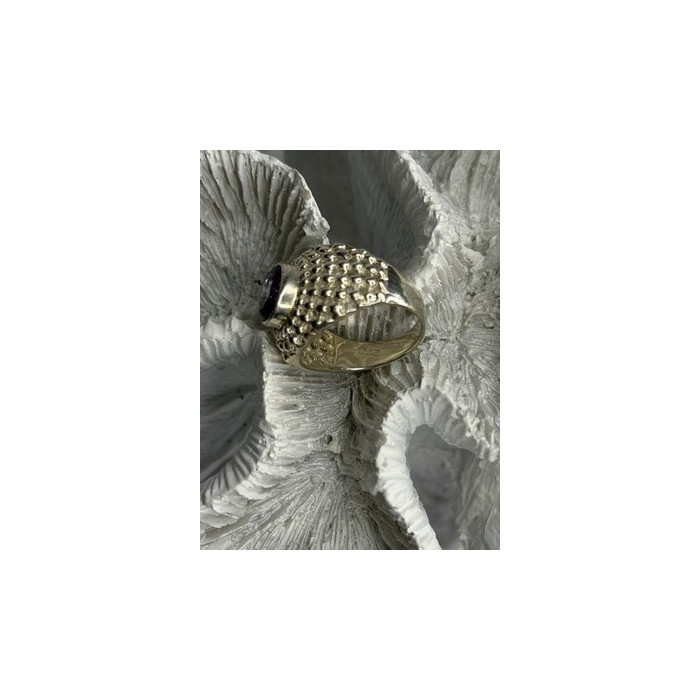 Elegant Design 925 Sterling Silver Amethyst Ring Size 6