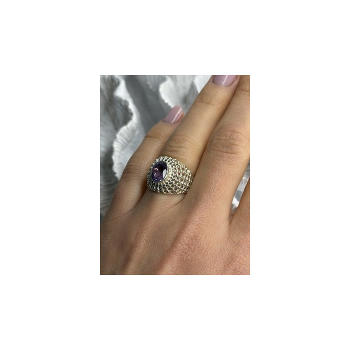Elegant Design 925 Sterling Silver Amethyst Ring Size 6