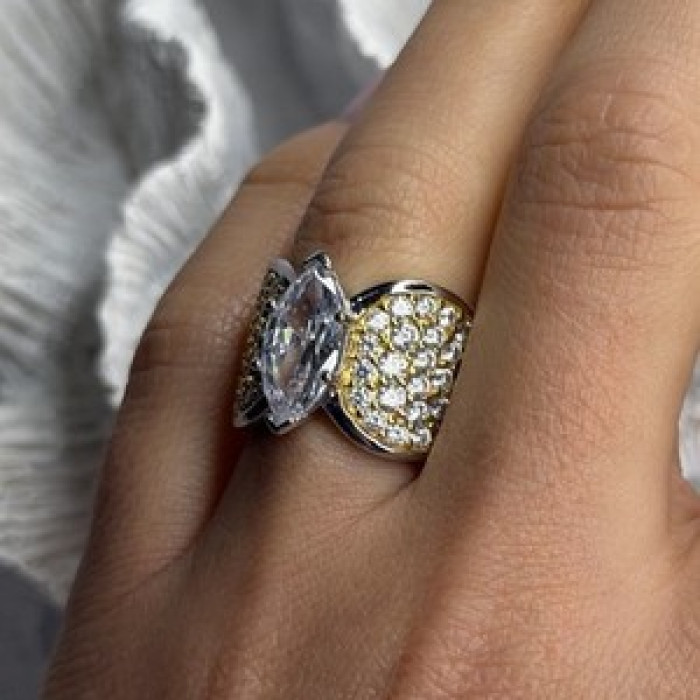 925 Sterling Silver Cz Ring Size 6