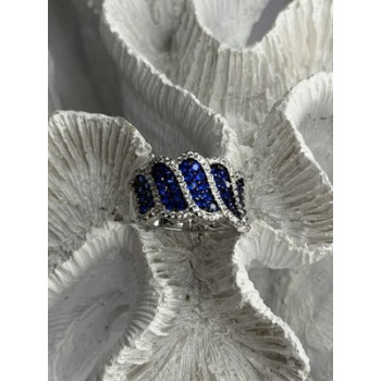 Beautiful 925 Sterling Silver Blue & White Cz Ring Size 10